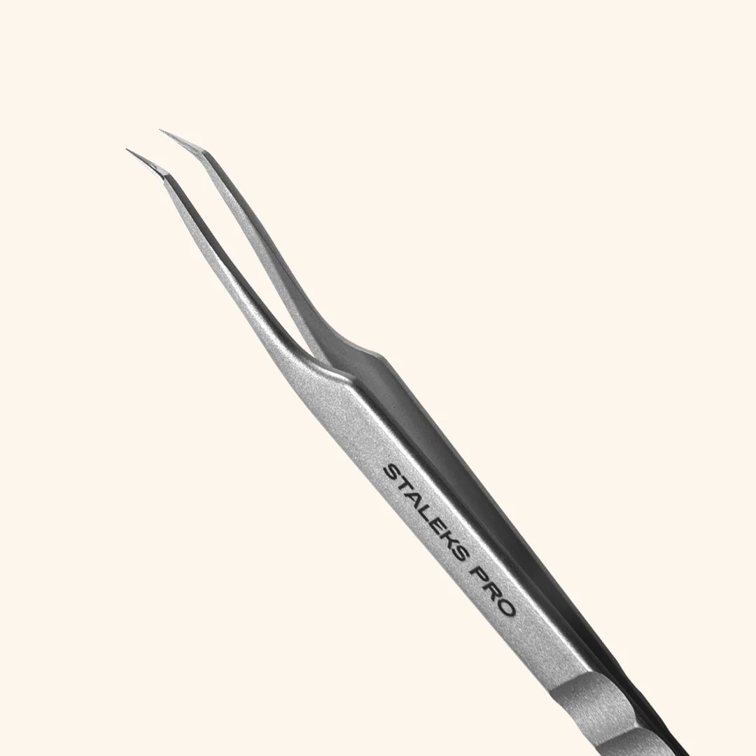 Petite L-Shape Classic & Volume Eyelash Extensions Tweezers - Image 3