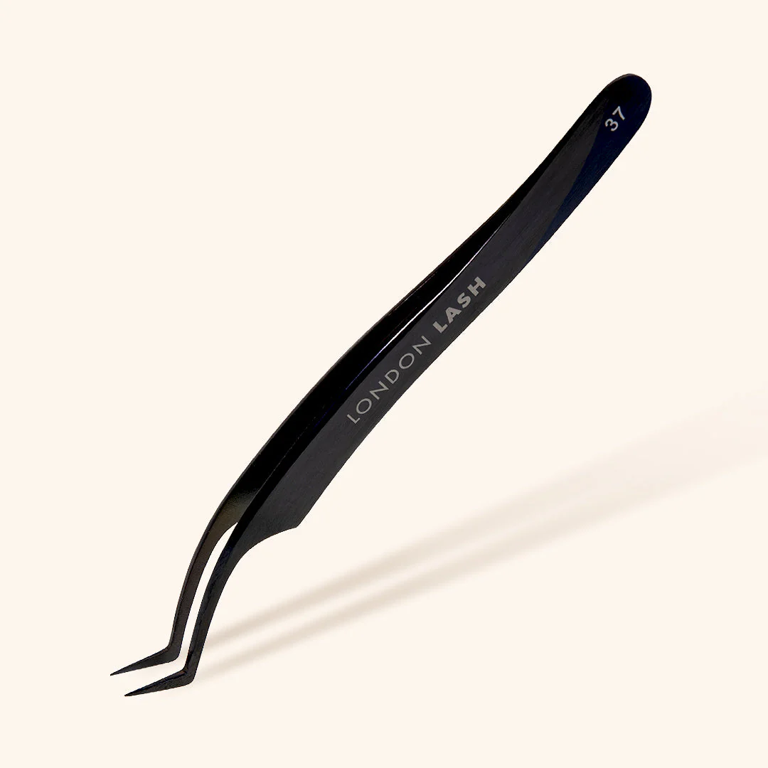 Wide Tip Mega Volume Tweezers - Image 3